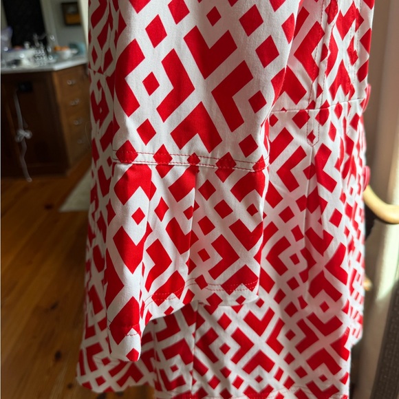 Eden Court Red Geometric Jacket - Picture 5 of 9